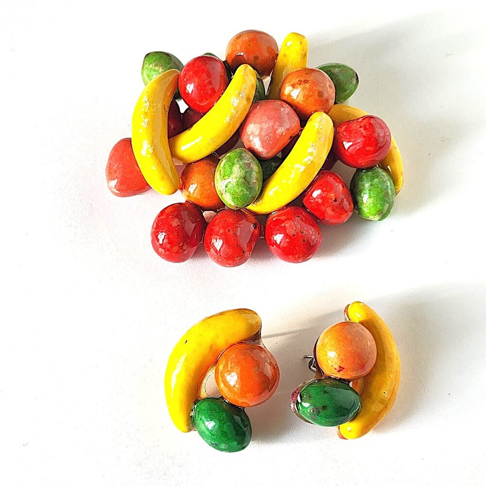 Vintage Runts candy fruit brooch & earrings
